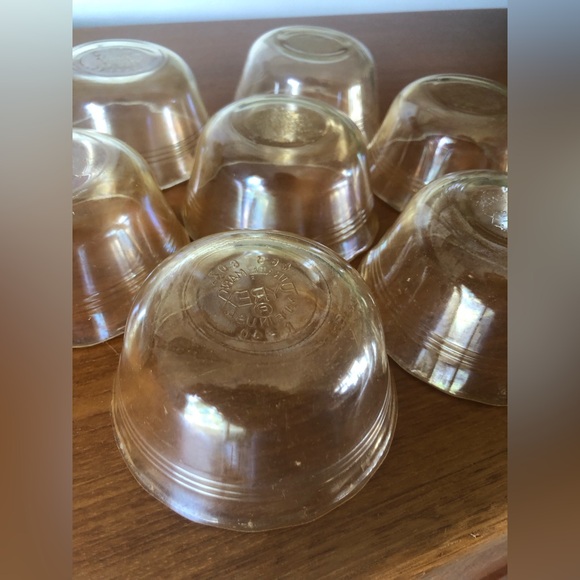 Set of 7 Corning Pyrex Fireside #463 Amber Custard Cups 6 OZ Scallop Edge 175ML - Picture 11 of 12